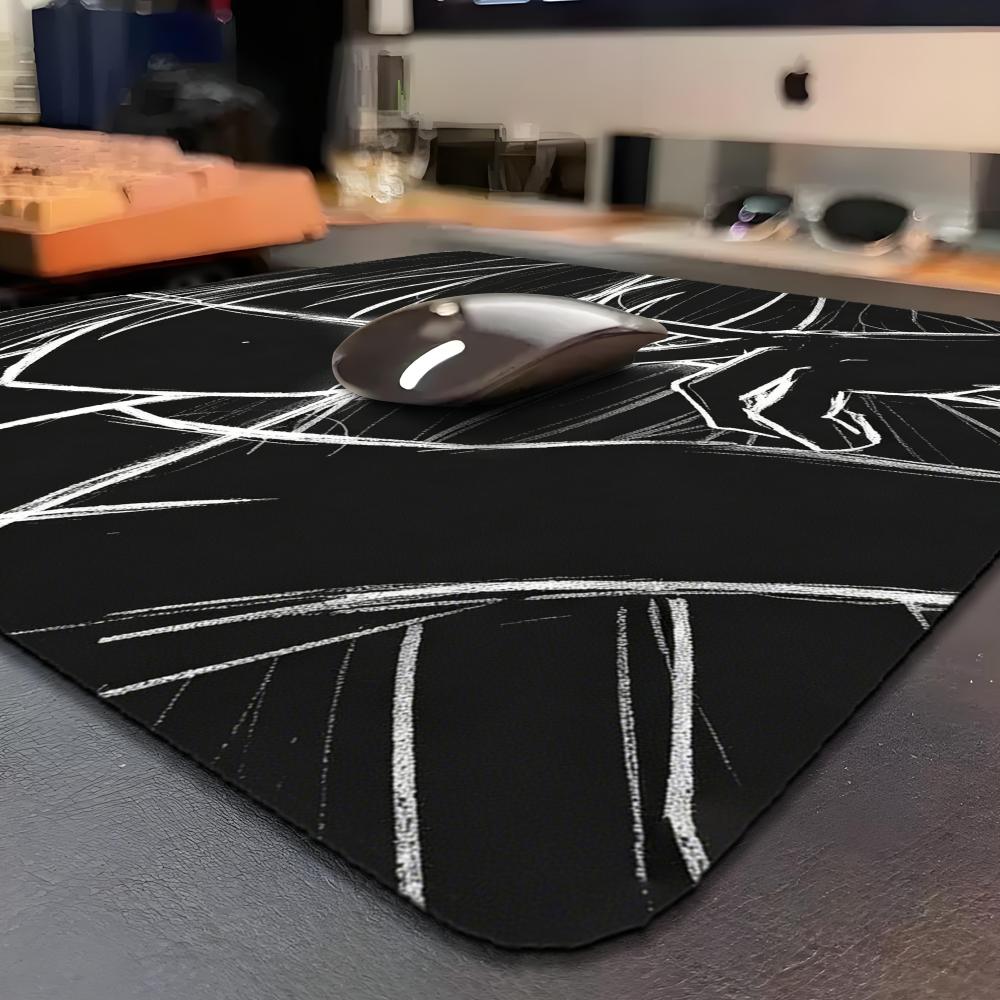 Schwarz-weiße Linien, Gothic-G – Gaming Accessories White Bewertung und Preis